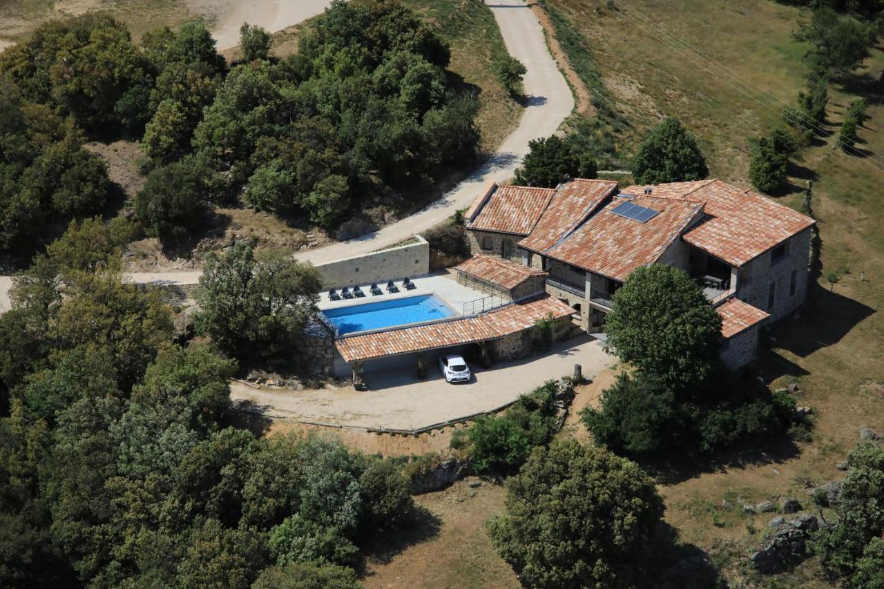 Vila La Ferme D' Helyette Toulaud Exteriér fotografie